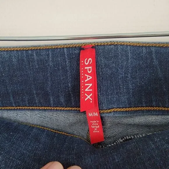 Spanx Stretch Skinny Jean Tummy Control Pannel Distressed Raw Hem Women's Medium - Picture 5 of 6